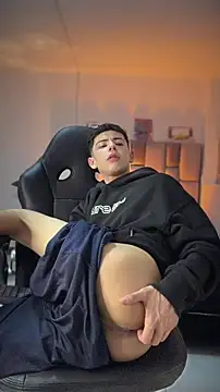 Sebastian_Reed's Webcam Show