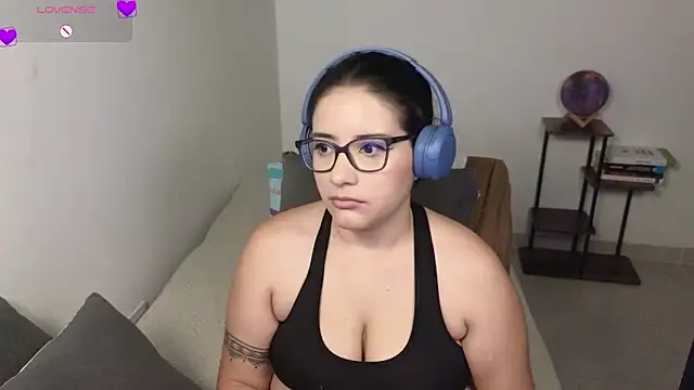 blue__moon_ live XXX chat