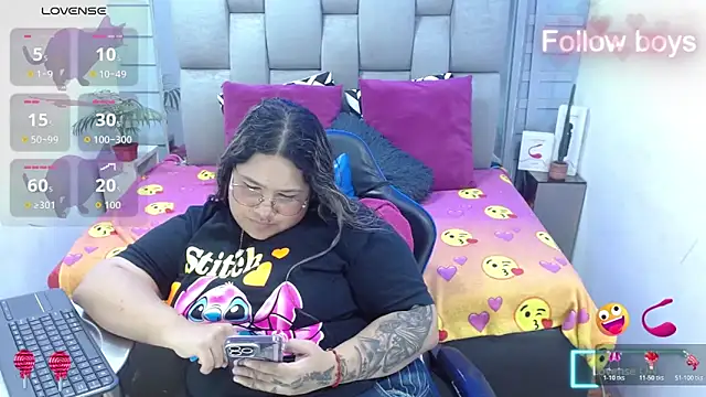 Онлайн чат XXX evelin_zaens