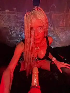 1NikiVegas Webcam-Show