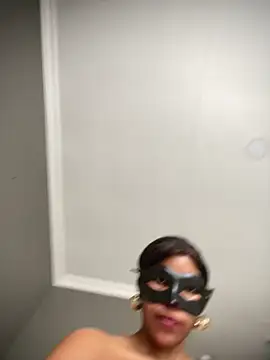 Masked_SexyMelons' Live XXX Chat