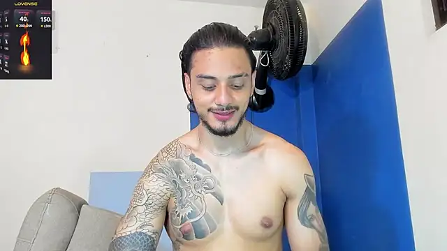 _ragnark_1999 Show Webcam