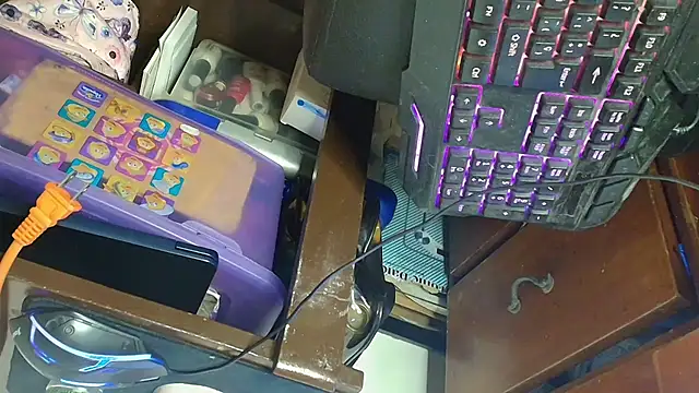 luisahot_9727 现场XXX聊天