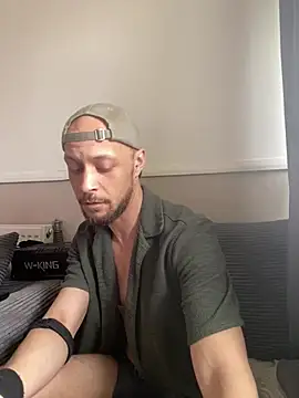 MattMiller28 Pertunjukan Webcam