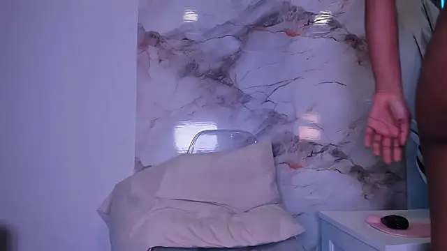 Chat +18 de Calyselen ao vivo