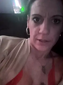 Karlykox69169's Live XXX Chat