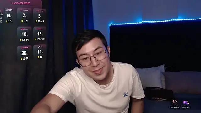 andrewmhilton_ Show Webcam