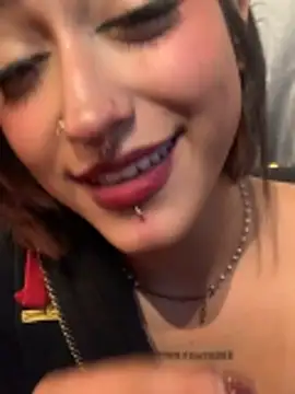 Chat +18 de LilithMonette ao vivo