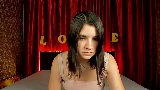 _Polly_Love_'s Live XXX Chat