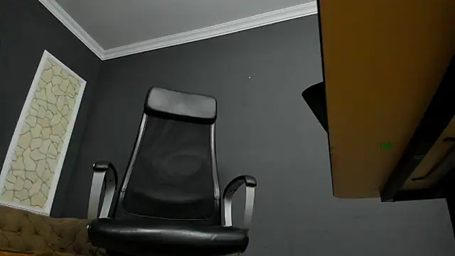 BrianHunts 即時 XXX 聊天