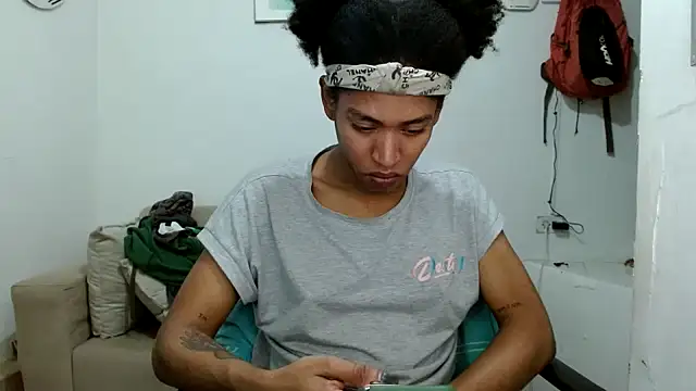 angelamarie1 Show in webcam