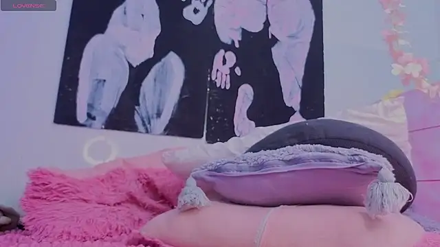 Chat XXX en directo de KilyetVera3x