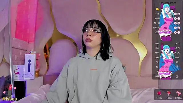 NaniiSisy's Live XXX Chat