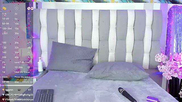 IsaDiiaz's Live XXX Chat