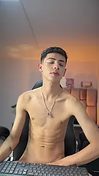 Онлайн чат XXX Sebastian_Reed