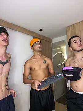 TheBatMansion's Live XXX Chat