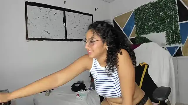 emily_stars1 Show Webcam