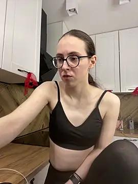 MartiniiSelenna: онлайн-секс-чат