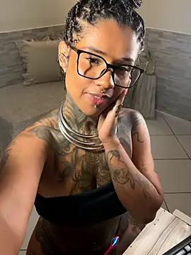 Chat +18 de xbigpeach ao vivo