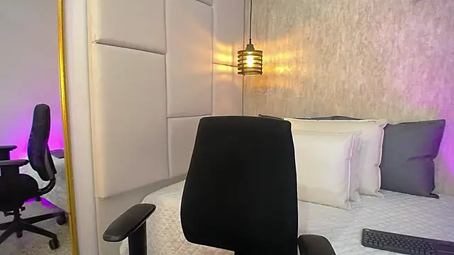 Chat +18 de Hisoka_011 ao vivo