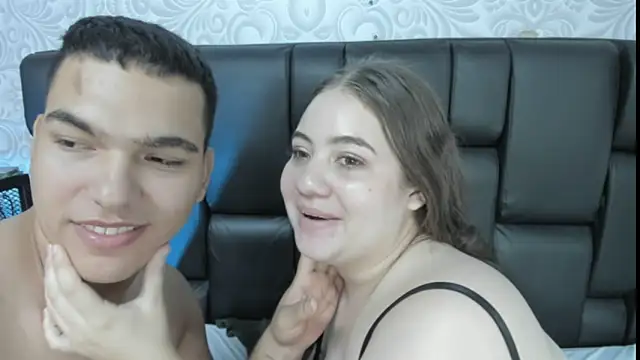 دردشة EvelynAndMason الجنسية المباشرة