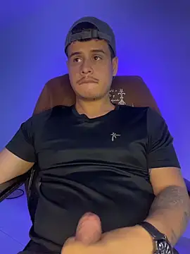 BjornSteel élő XXX-chatje