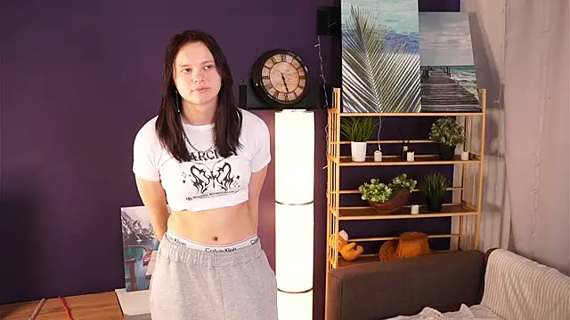 CharaSturdy Chat XXX live