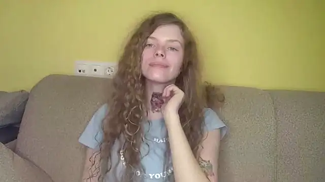 RayaNenlia Adlı Modelin Canlı XXX Sohbeti