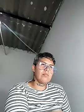 แชท XXX สดของ Yessi_rousse