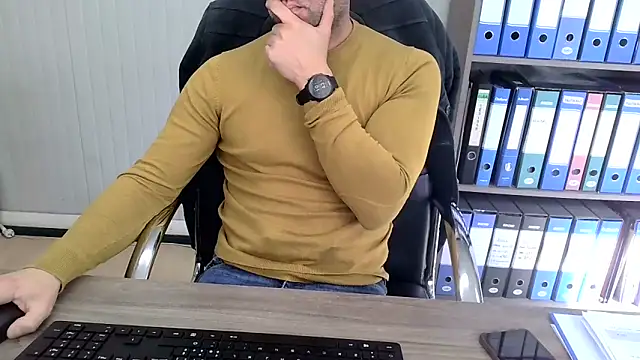 EvasioneeのライブXXXチャット