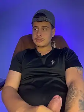 دردشة BjornSteel الجنسية المباشرة