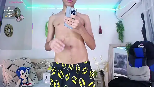 huge_armound webcam show