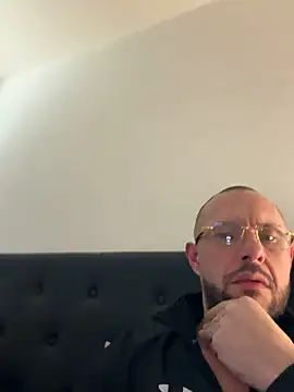 Guitccch – Live XXX-chat