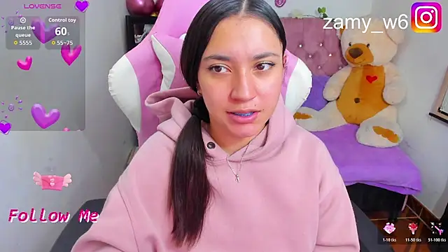 Chat +18 de Karla__cute ao vivo