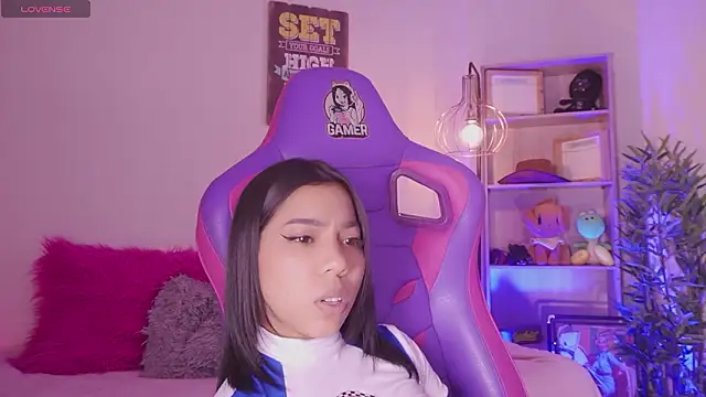 madelyn_rose_'s Live XXX Chat