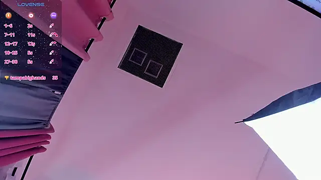 Chat +18 de Valkiria_ponce ao vivo