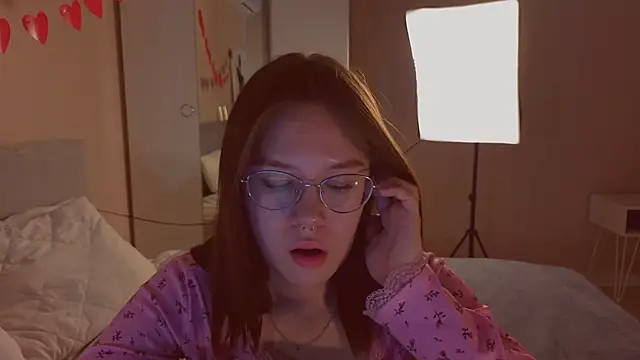 Mia_Luw's Live XXX Chat