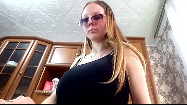 VictoriaDeese Adlı Modelin Web Kamerası Şovu