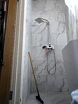 ClonicKaaba – Live XXX-chat