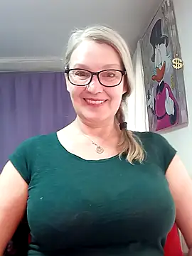 irinamaux – Kamerová šou