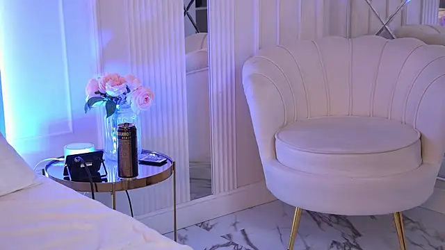 Sembang XXX Secara Langsung MeganStrain