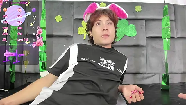 Chatroom XXX en direct de Liam_Grant