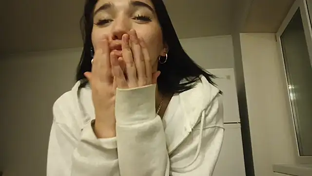 GilberteBauch's Live XXX Chat