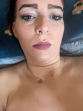 GermanAlice live XXX chat