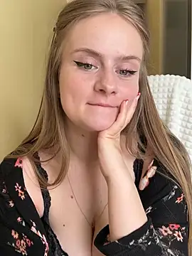 SophiaSweet_n Webbikameraesitys