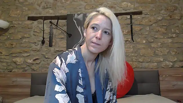 Naschkatze01's Live XXX Chat