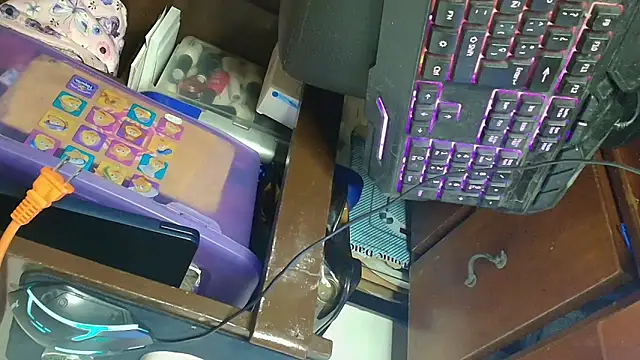 luisahot_9727's Live XXX Chat