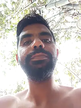 BigDick10inbig élő XXX-chatje