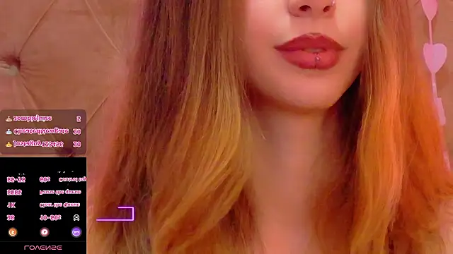 CoraVex Adlı Modelin Web Kamerası Şovu