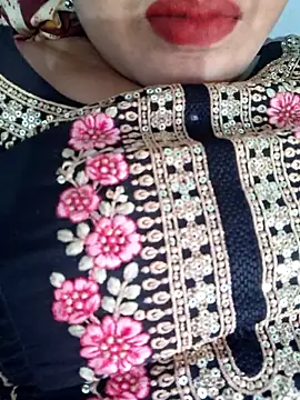 MissGitanjali's Live XXX Chat